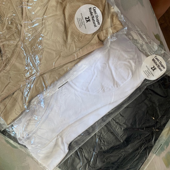 21.) NWT / Genie / Cami Shaper / Tank / Available in Black, white and nude - Picture 5 of 16